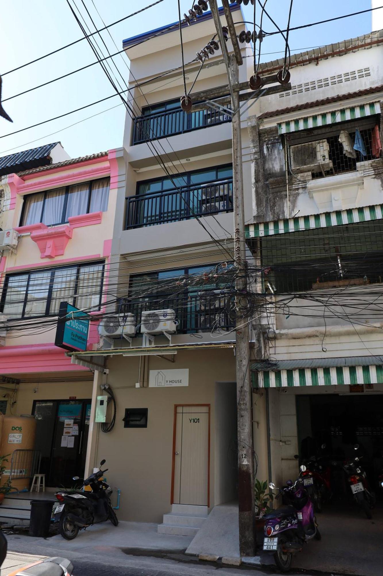 Auberge de jeunesse Y House Patong Extérieur photo